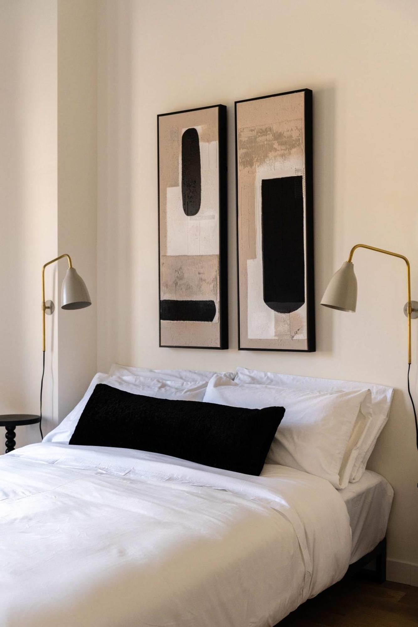 Maison Place Jacques-Cartier By Luxury In Transit Montreal Exterior photo