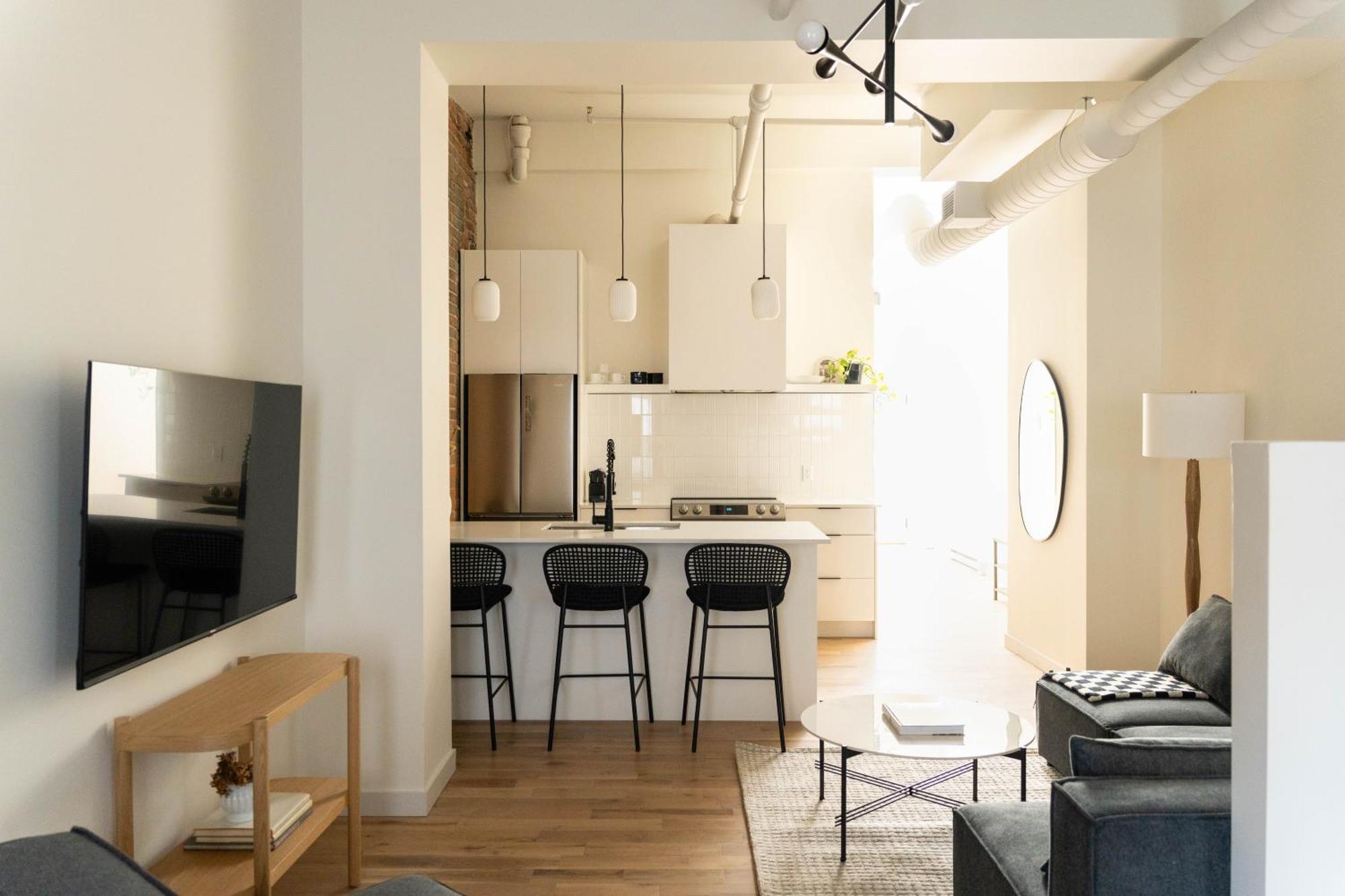 Maison Place Jacques-Cartier By Luxury In Transit Montreal Exterior photo