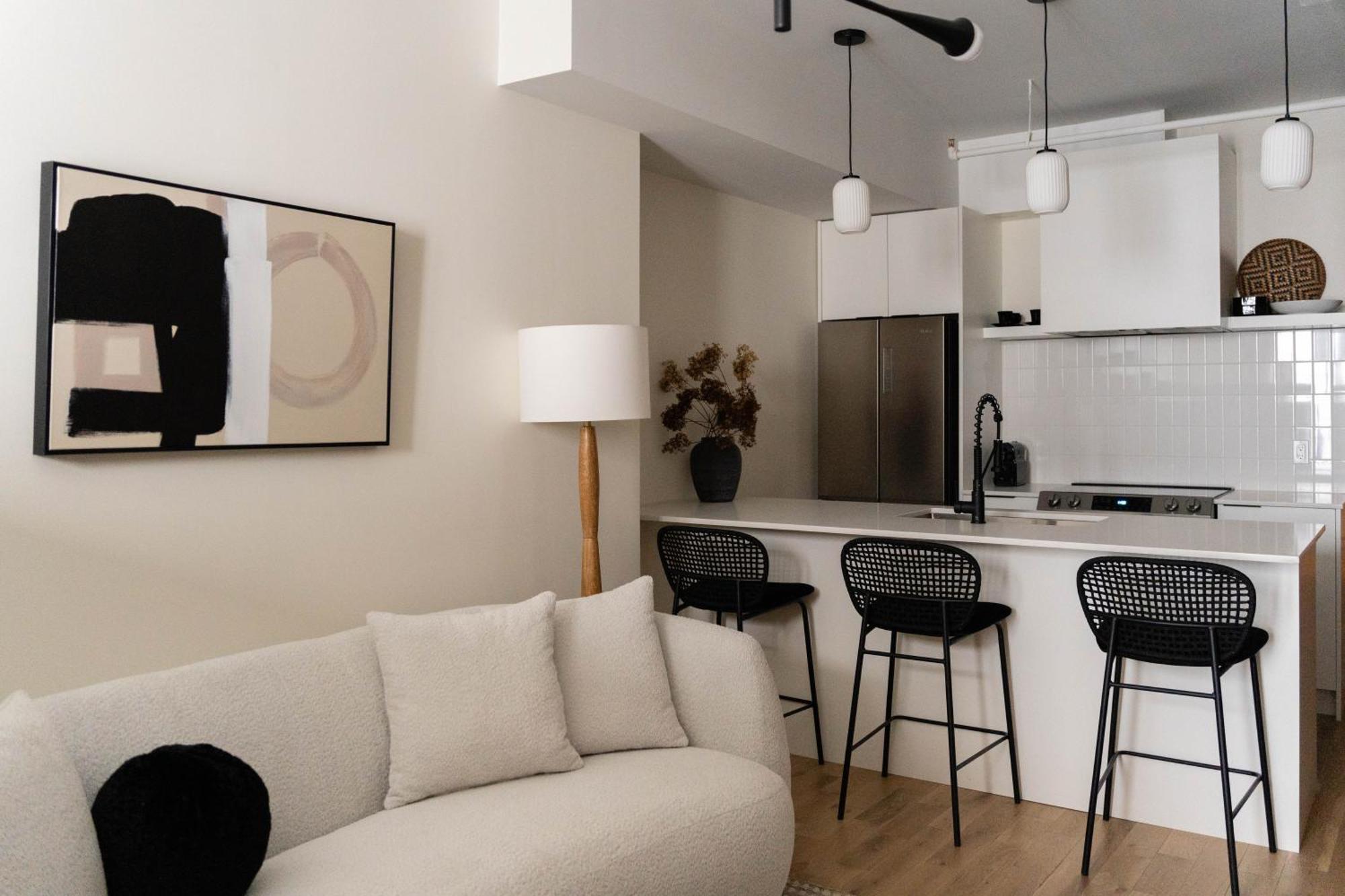 Maison Place Jacques-Cartier By Luxury In Transit Montreal Exterior photo
