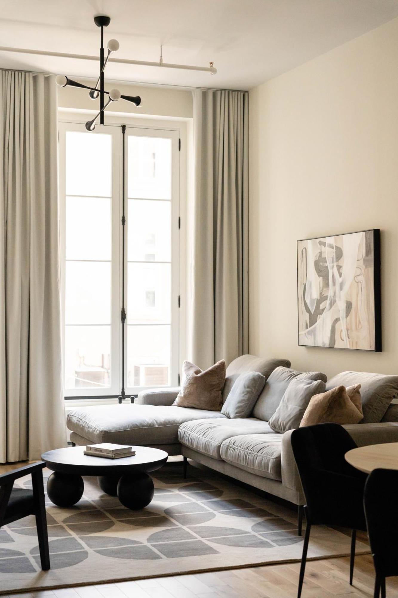 Maison Place Jacques-Cartier By Luxury In Transit Montreal Exterior photo