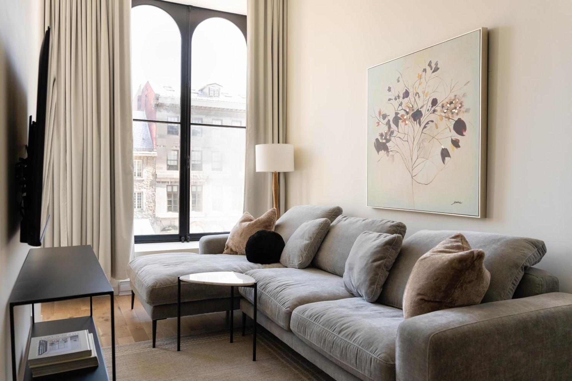 Maison Place Jacques-Cartier By Luxury In Transit Montreal Exterior photo